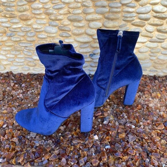 Steven Madden Blue Edit Zip Up Velvet Block Heel Ankle Boots Sz 7 EUC - Picture 4 of 9